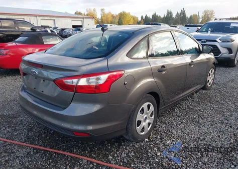 2014 Ford Focus S из США, поврежденный, VIN 1FADP3E26EL144706